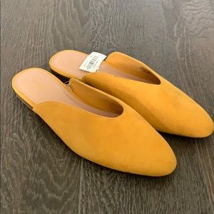 Brand new sz9 mustard mule